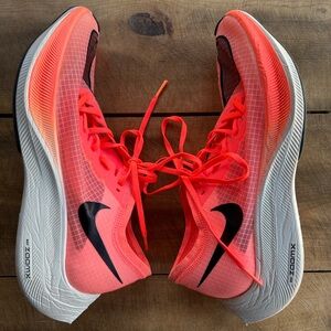 Nike Vaporfly Next% - Men’s 8/Women’s 9.5